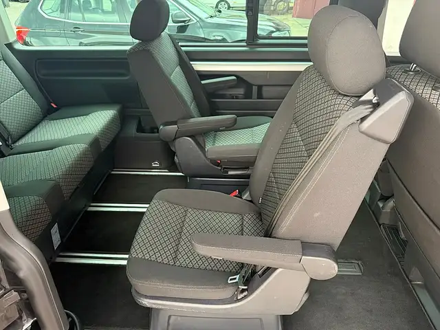 Volkswagen T6.1 Multivan Multivan T6.1 2,0 TDI 4Motion DSG Standheizung AHK Ansicht 12