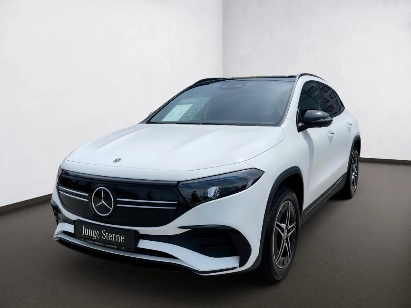 Mercedes-Benz EQA 300 4M AMG*Panor*LED*Distr*Navi*Night*AHK* - 2