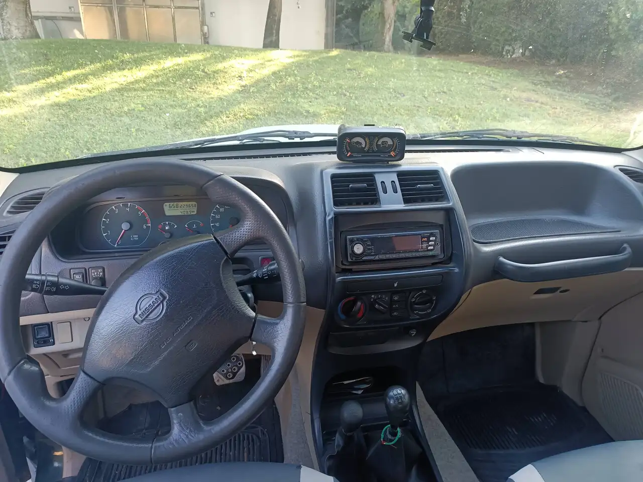 Nissan Terrano II 2000 5p 2.7 tdi Luxury, foto 6