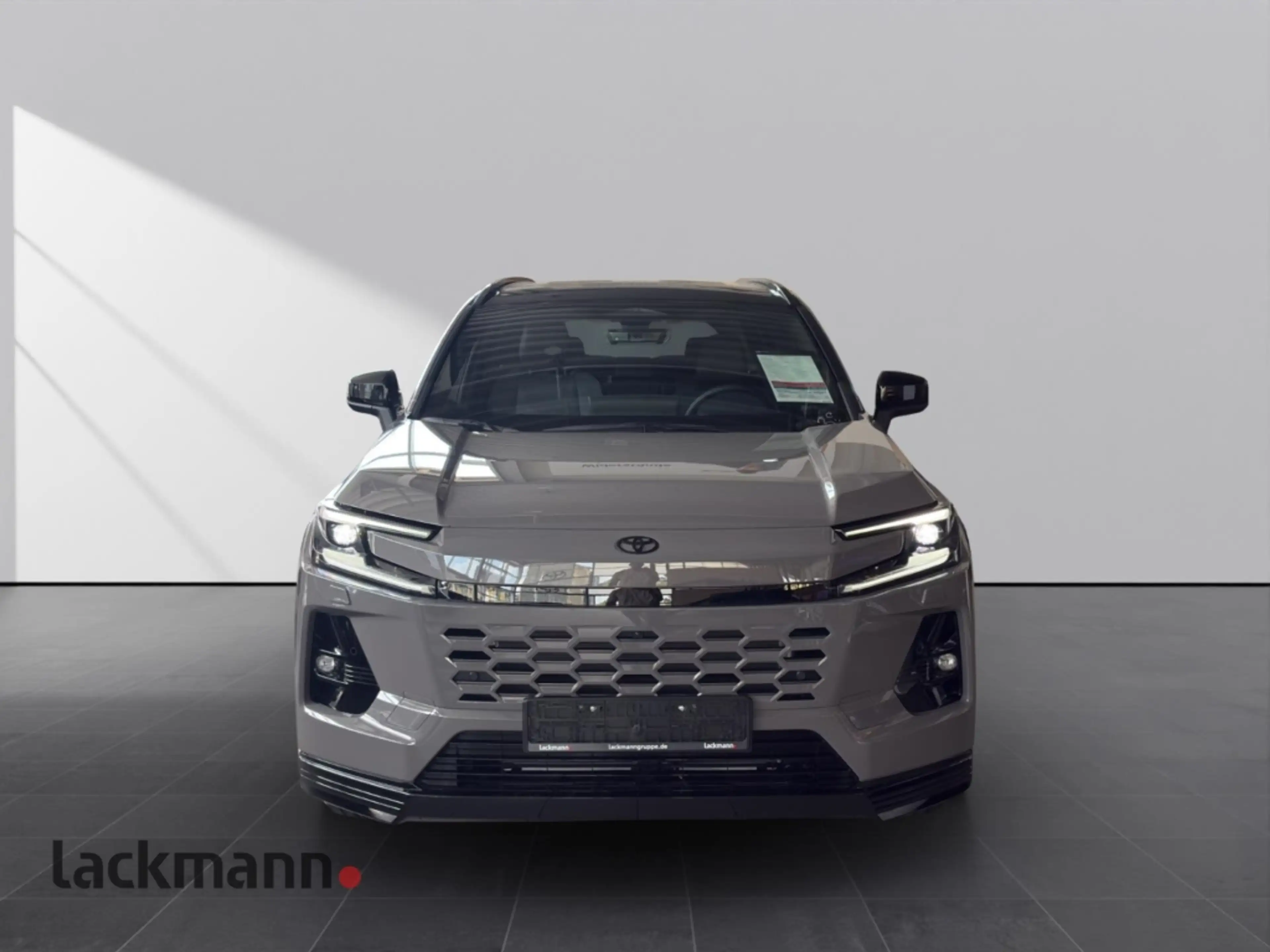 Toyota RAV 4 2,5L Plug-in Hybrid, Style *Comfortpaket* — photo 3