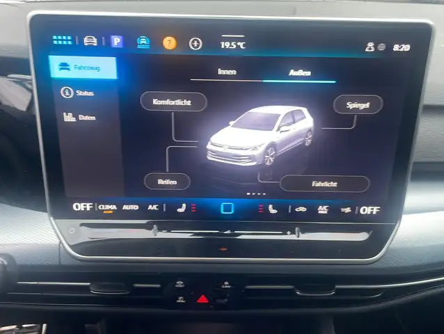 Volkswagen Golf view 8