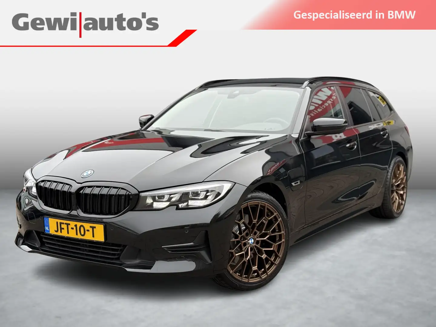 BMW 320 3-serie Touring 320e Business Edition Plus Zwart - 1
