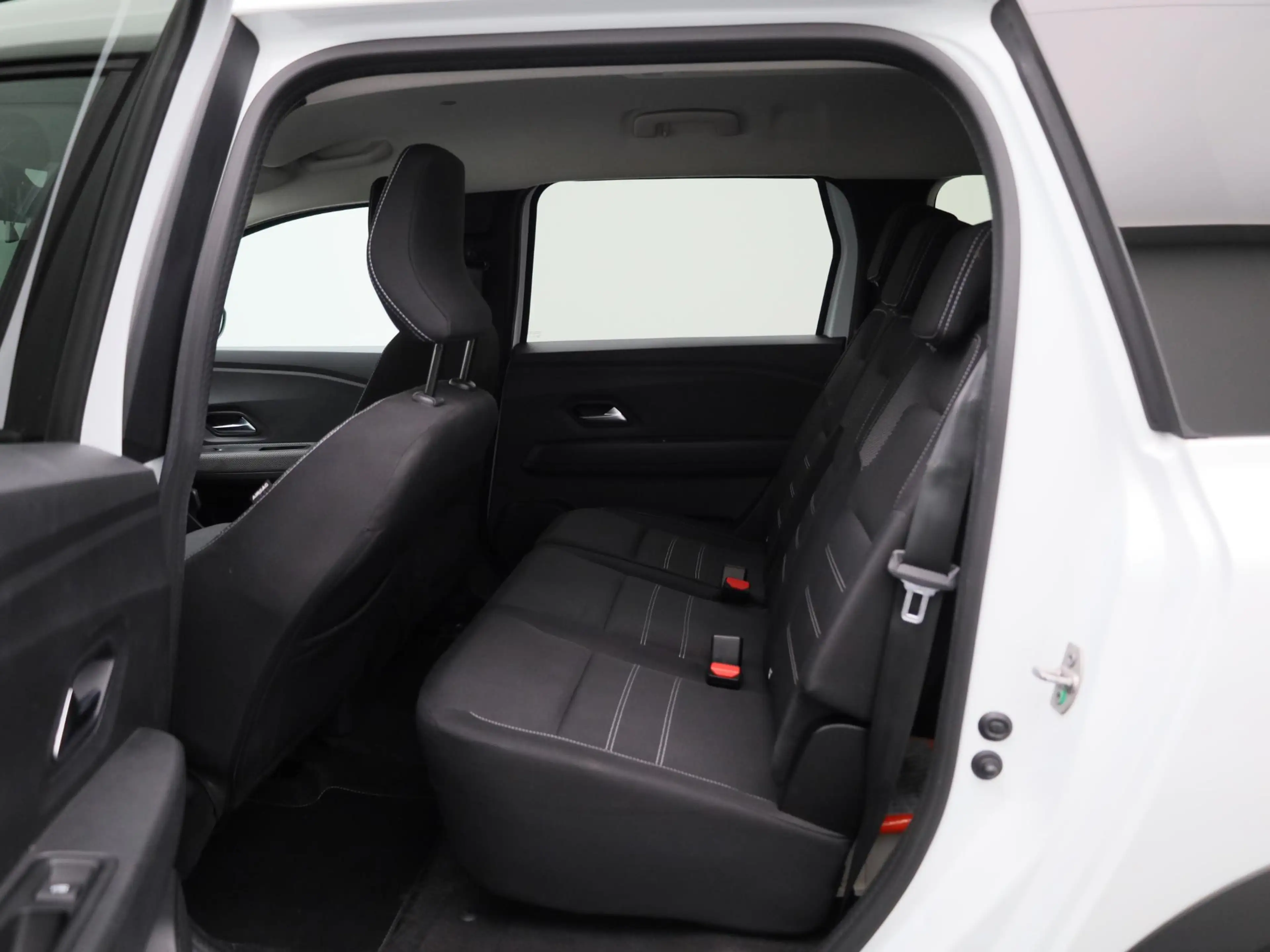 Dacia Jogger 1.0 TCe Comfort 5p. PDC Voor | Trekhaak | Cruise c — photo 10