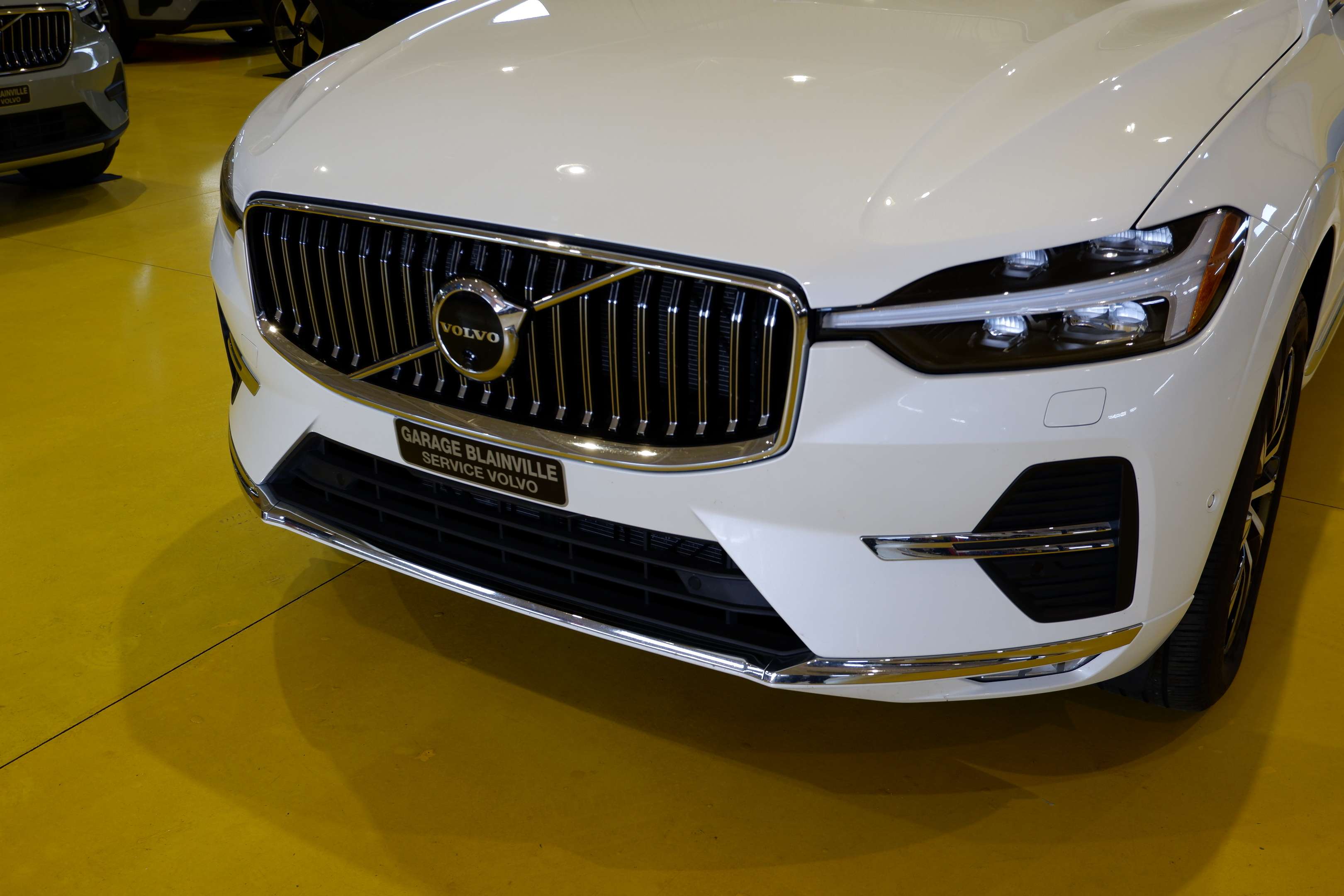 2023 Volvo XC60 Inscription Expression, Harman/Kardon,Auto Pilot, — снимка 4