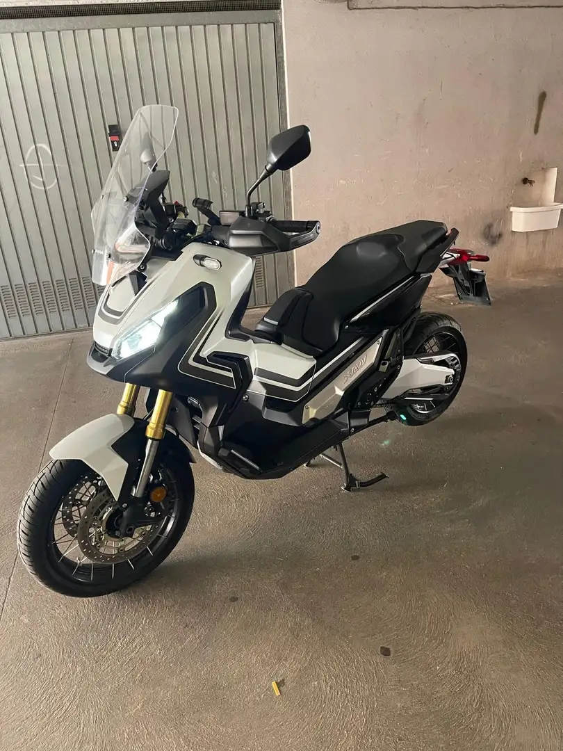 Honda X-ADV - 1