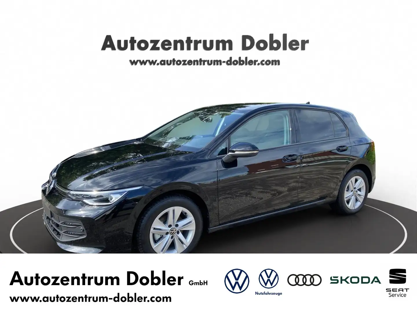 Volkswagen Golf VIII 1.5 TSI 85 kW / 116 PS 6-Gang Life Navi Schwarz - 1