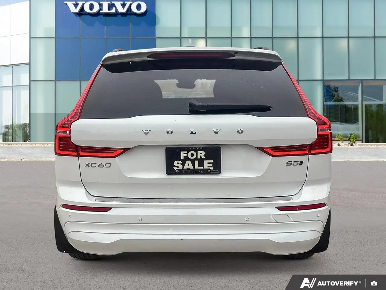 Volvo XC60 снимка Volvo XC60