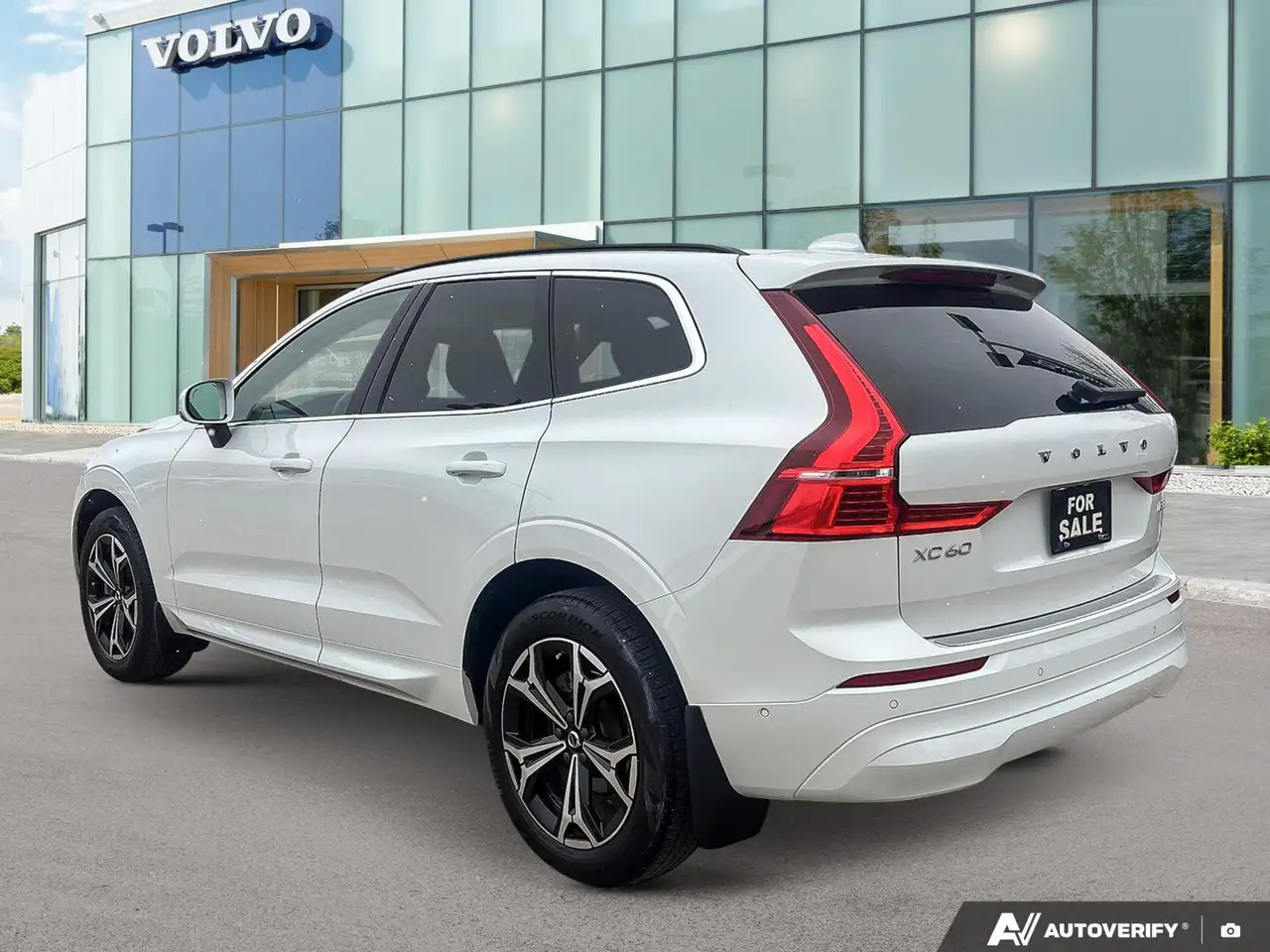 Volvo XC60 снимка Volvo XC60