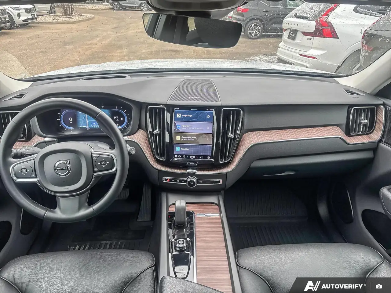 Volvo XC60 снимка Volvo XC60