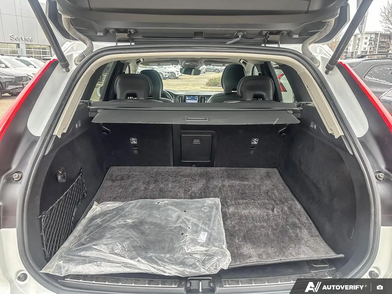 Volvo XC60 снимка Volvo XC60