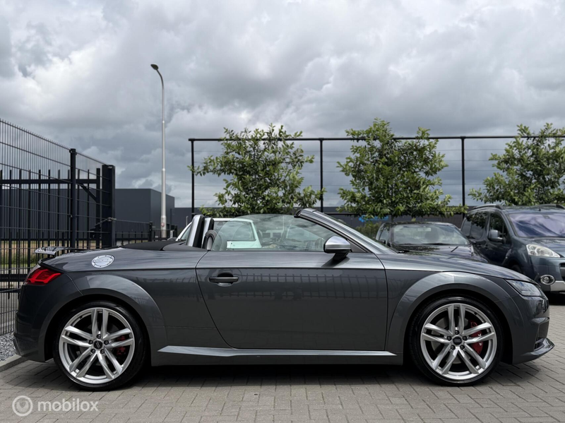 Audi TT Roadster 2.0 TFSI TTS quattro Pro Line + — photo 9