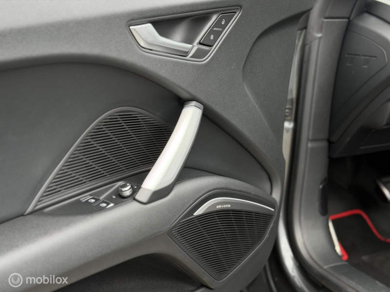 Audi TT Roadster 2.0 TFSI TTS quattro Pro Line + — photo 16