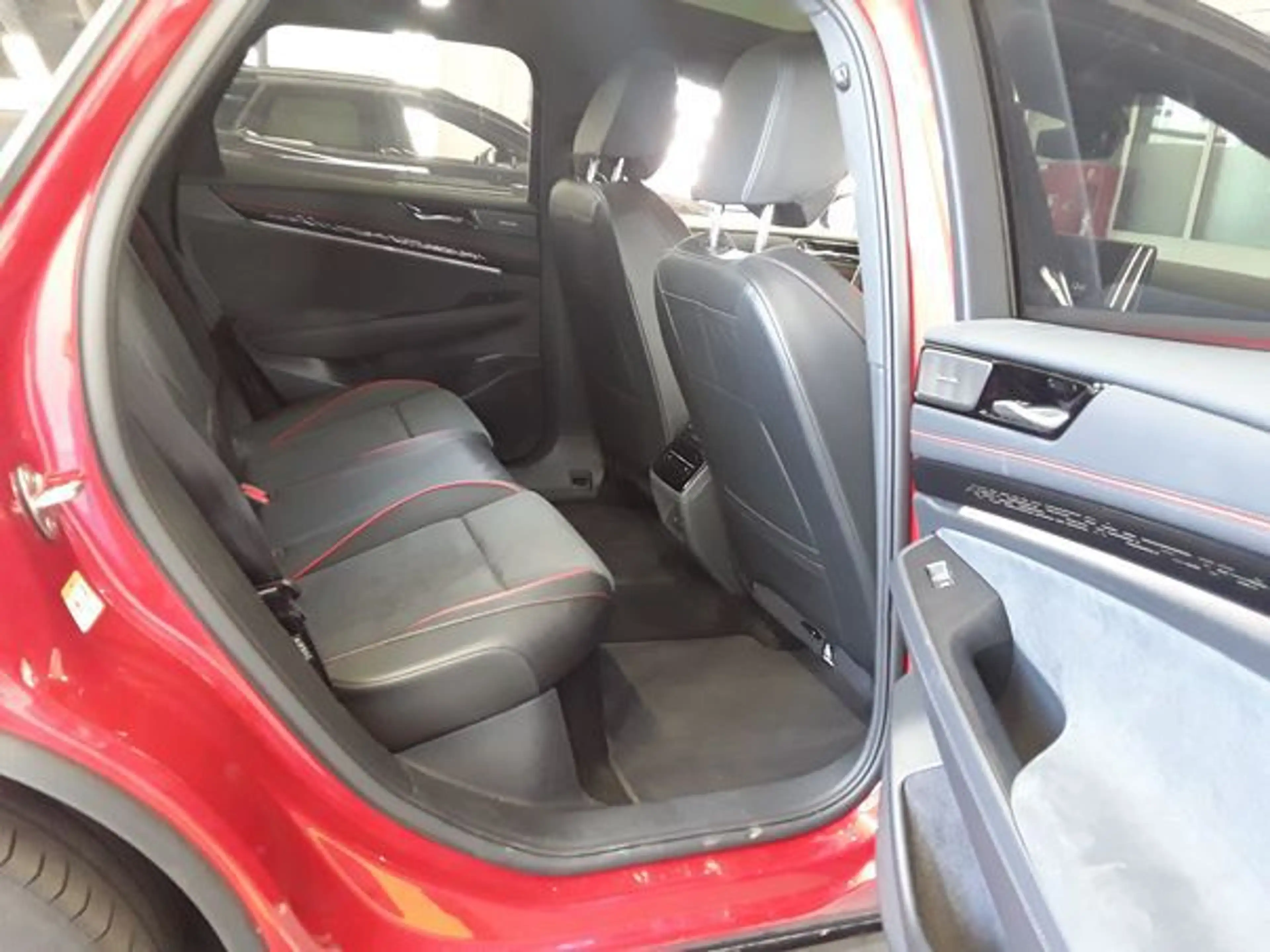 Volkswagen ID.7 GTX Tourer 4MOTION 250 kW (340 PS) 86 kWh 1-Gan... — photo 8