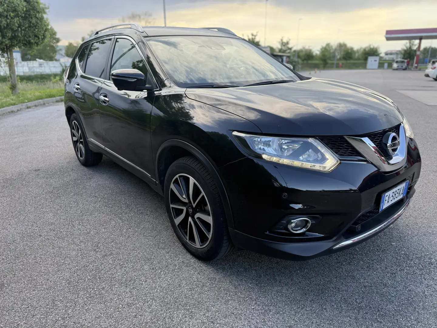 Nissan X-Trail 1.6 dci Tekna 4wd - 1
