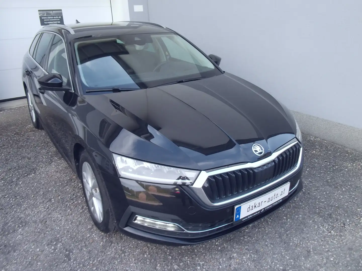 Skoda Octavia Style NAVI, HEAD UP, AHK, ACC, SHZ, PDC, TEL Schwarz - 2