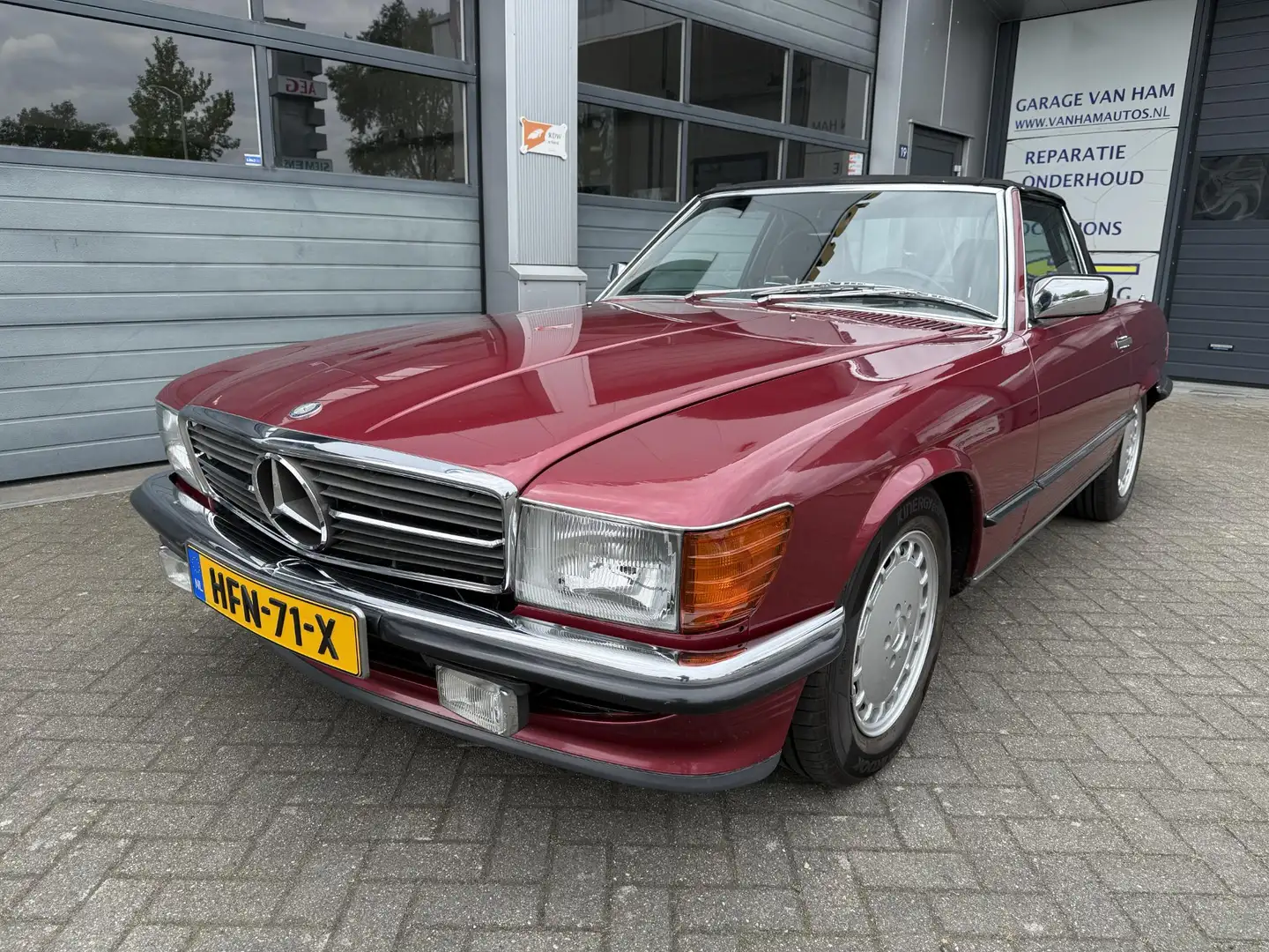 Mercedes-Benz SL 300 SL 180 PK Automaat APK 4-2027. Rood - 1