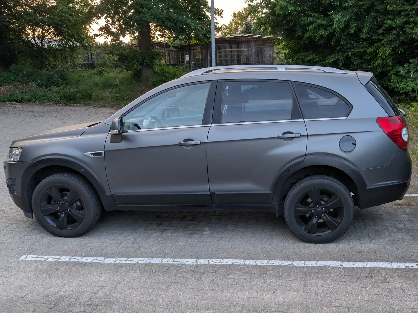 Chevrolet Captiva Captiva 2.2 TD FWD LT Schwarz - 1