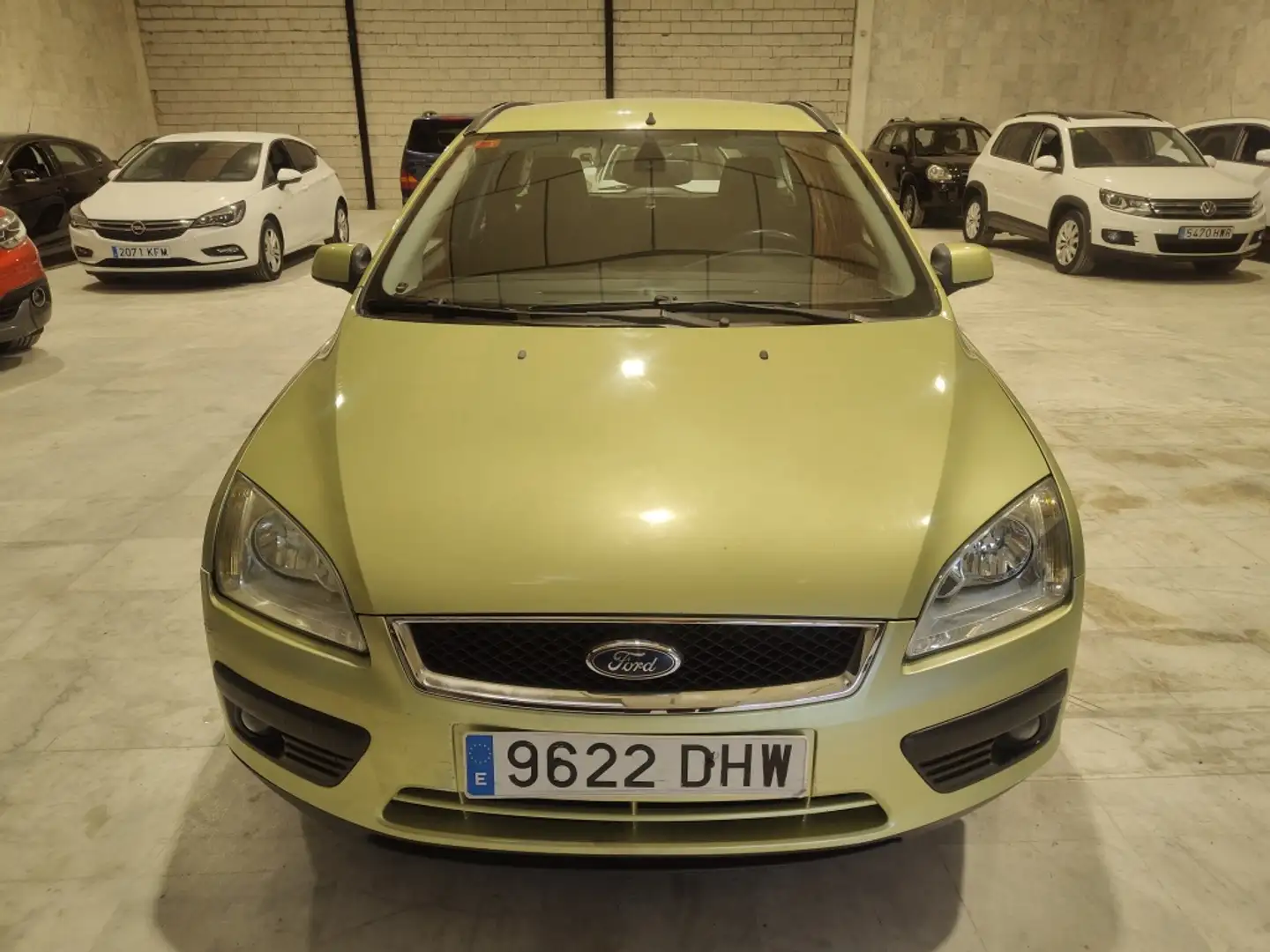 Ford Focus Wagon 1.6TDCI Ghia Grün - 2