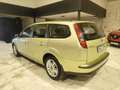 Ford Focus Wagon 1.6TDCI Ghia Grün - thumbnail 5