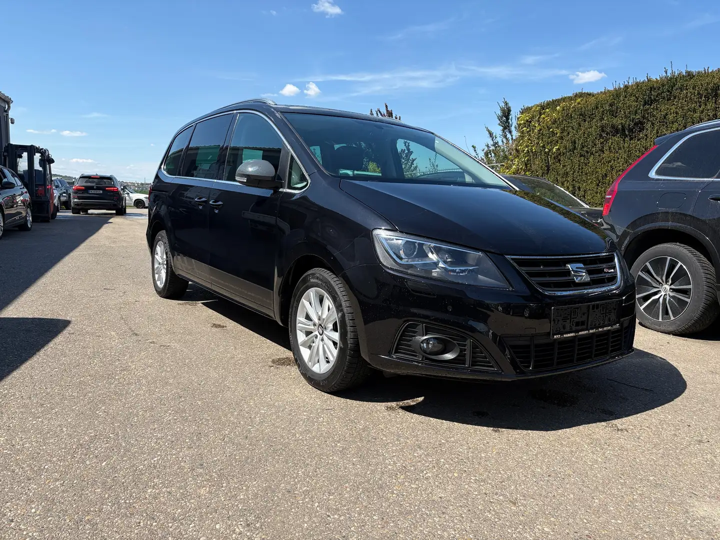 SEAT Alhambra FR 2,0 TDI CR DSG Schwarz - 1