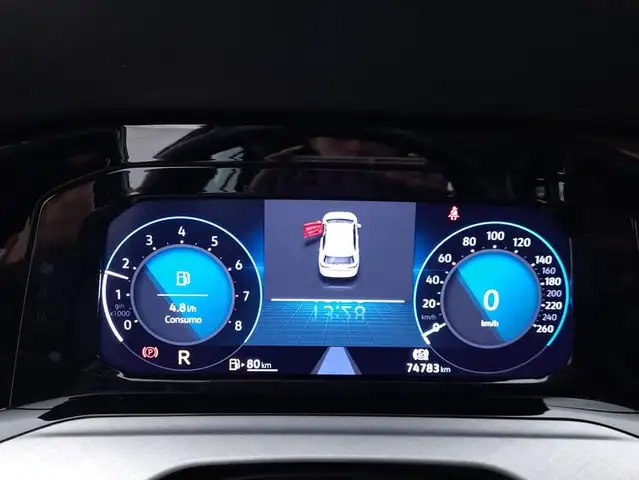 Volkswagen Golf view 12