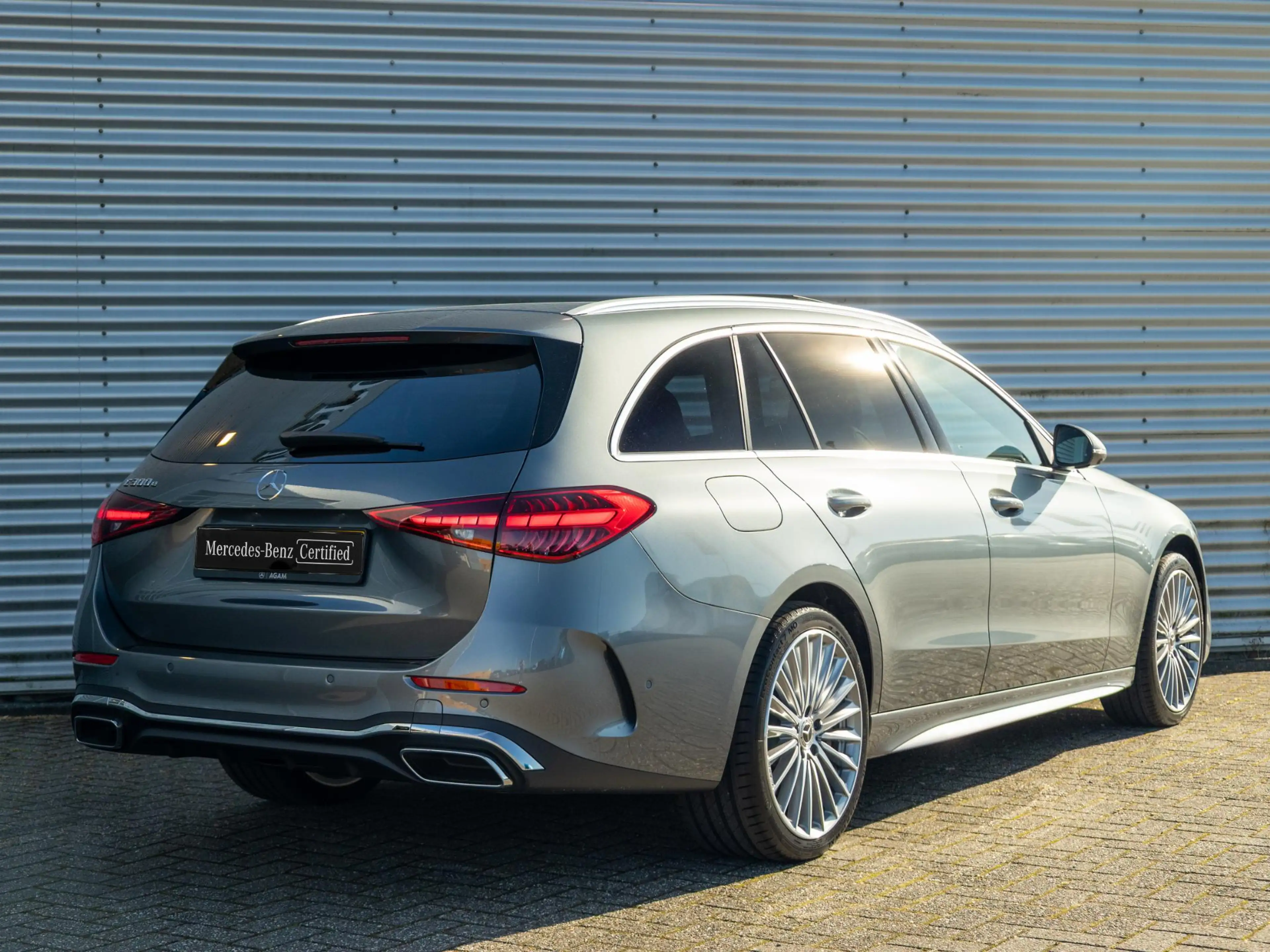 Mercedes-Benz C 300 Estate e Business Solution AMG Panorama dak | Trek — photo 2