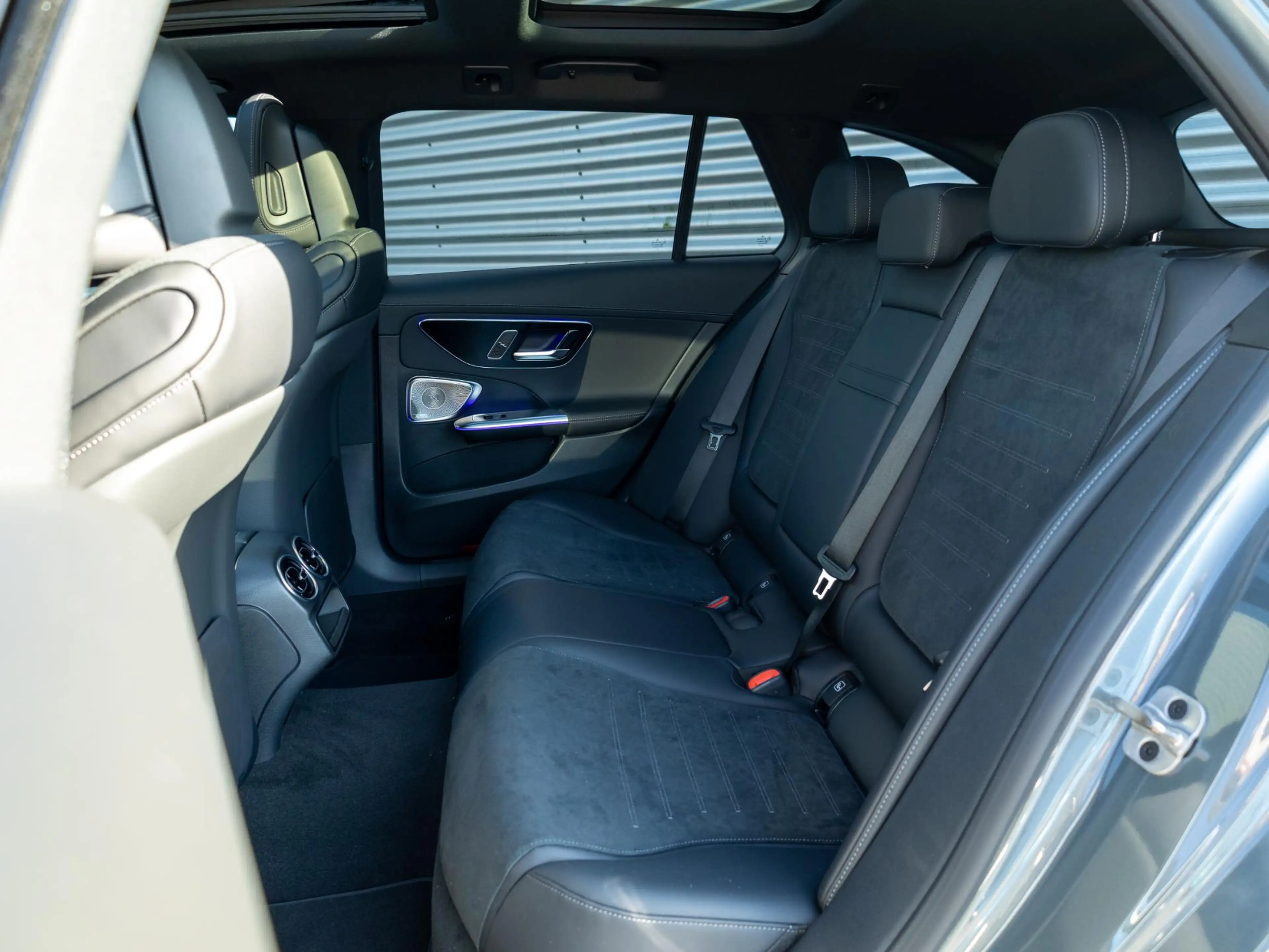 Mercedes-Benz C 300 Estate e Business Solution AMG Panorama dak | Trek — photo 10