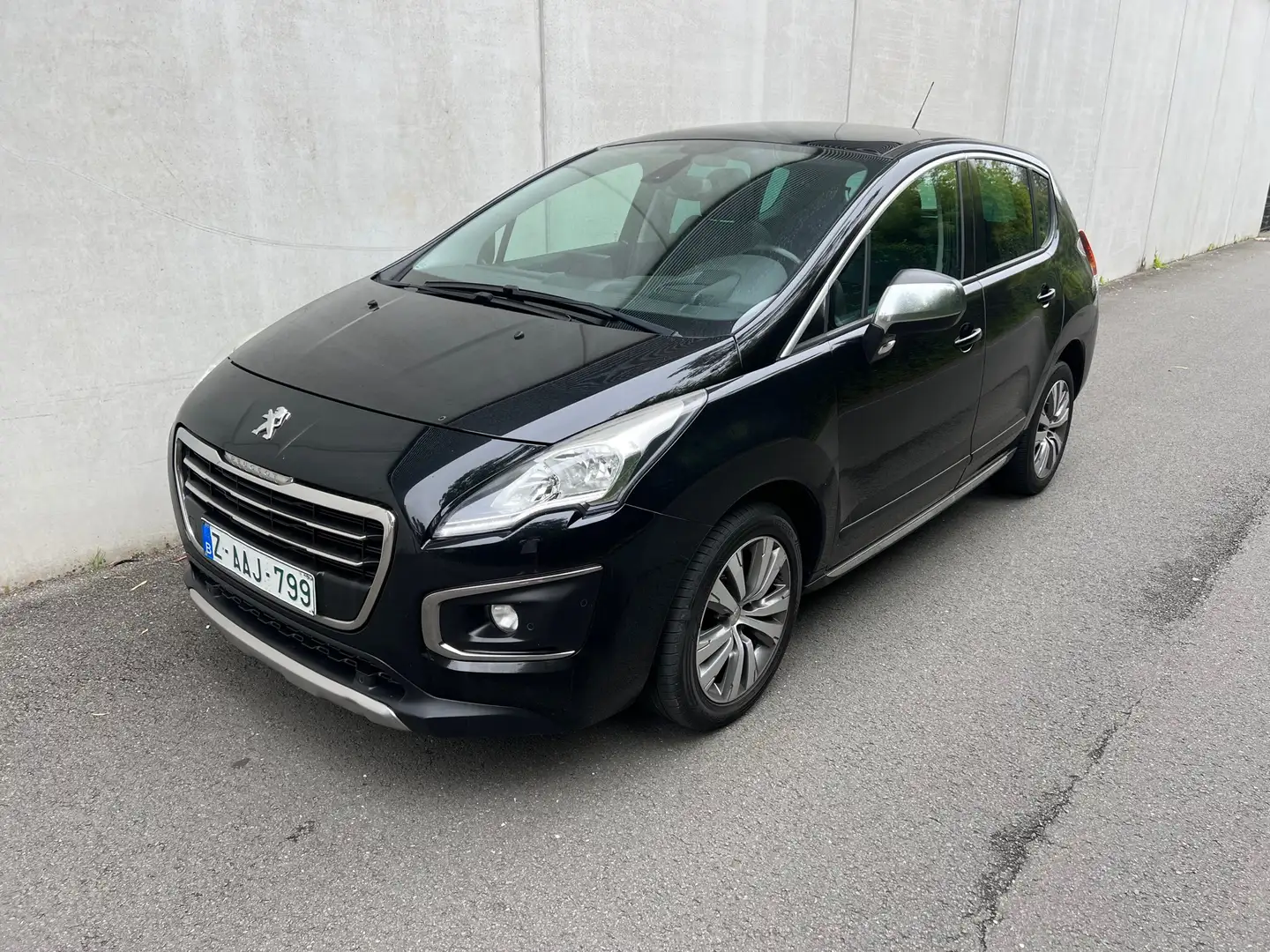 Peugeot 3008 1.2 Active / gps / toit pano / Bluetooth / … Schwarz - 1