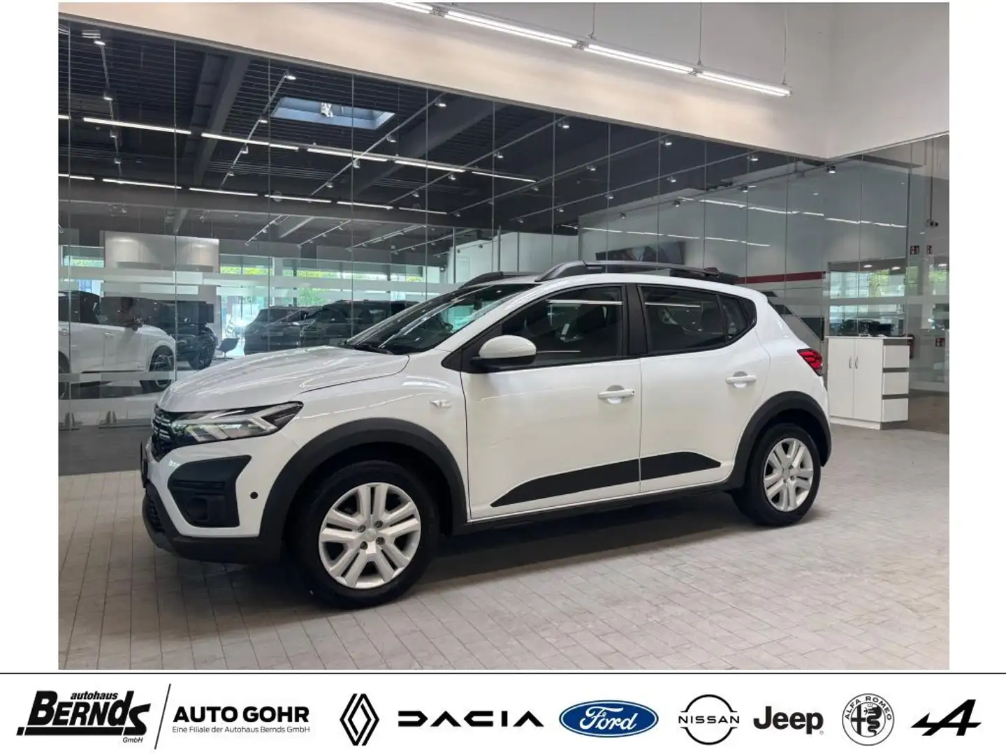 Dacia Sandero Stepway TCe 100 ECO-G Expression KLIMAAUTOMATIK Bianco - 1