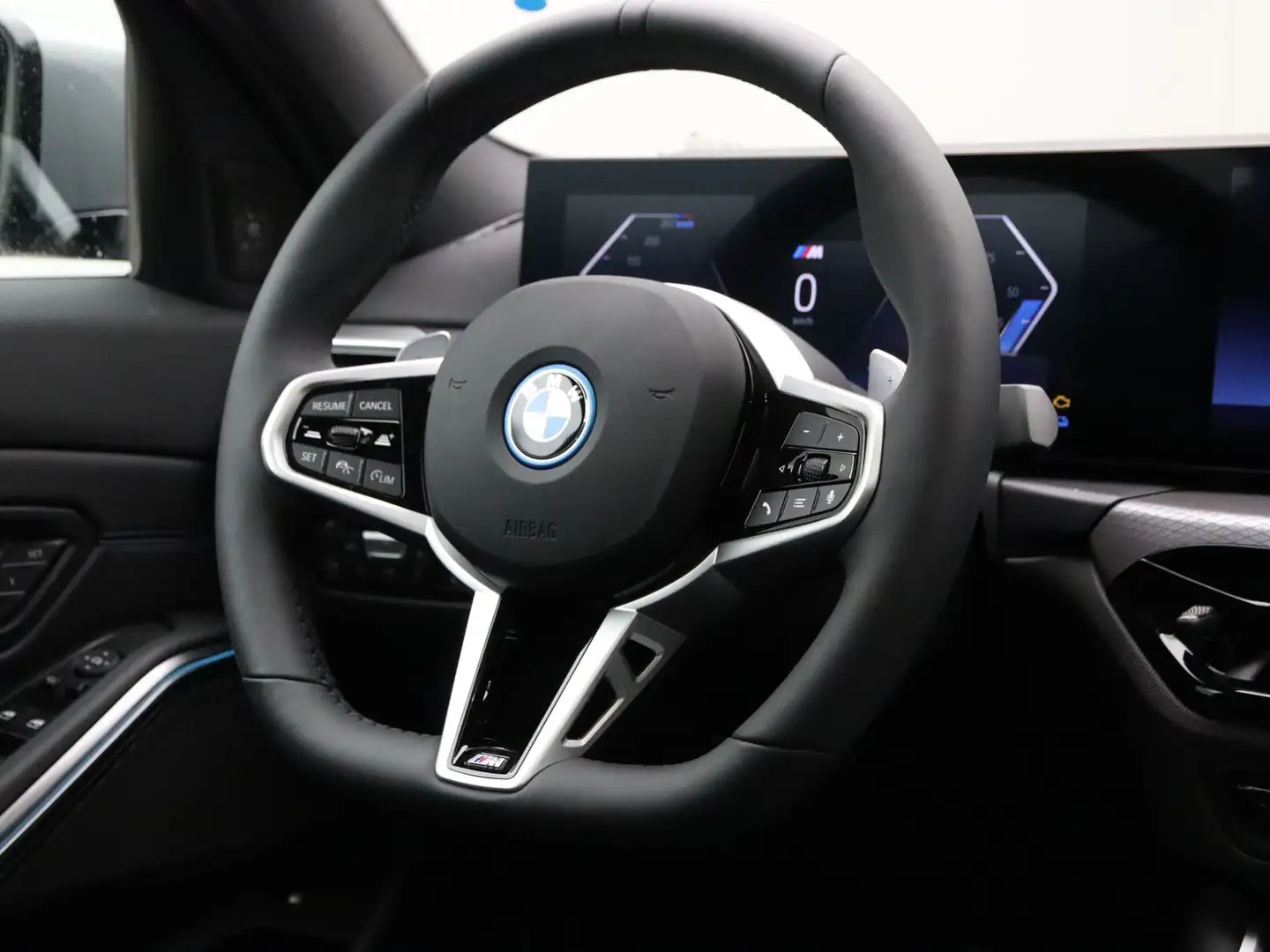 BMW 330 3 Serie 330e M Sport Pro Gris - 2