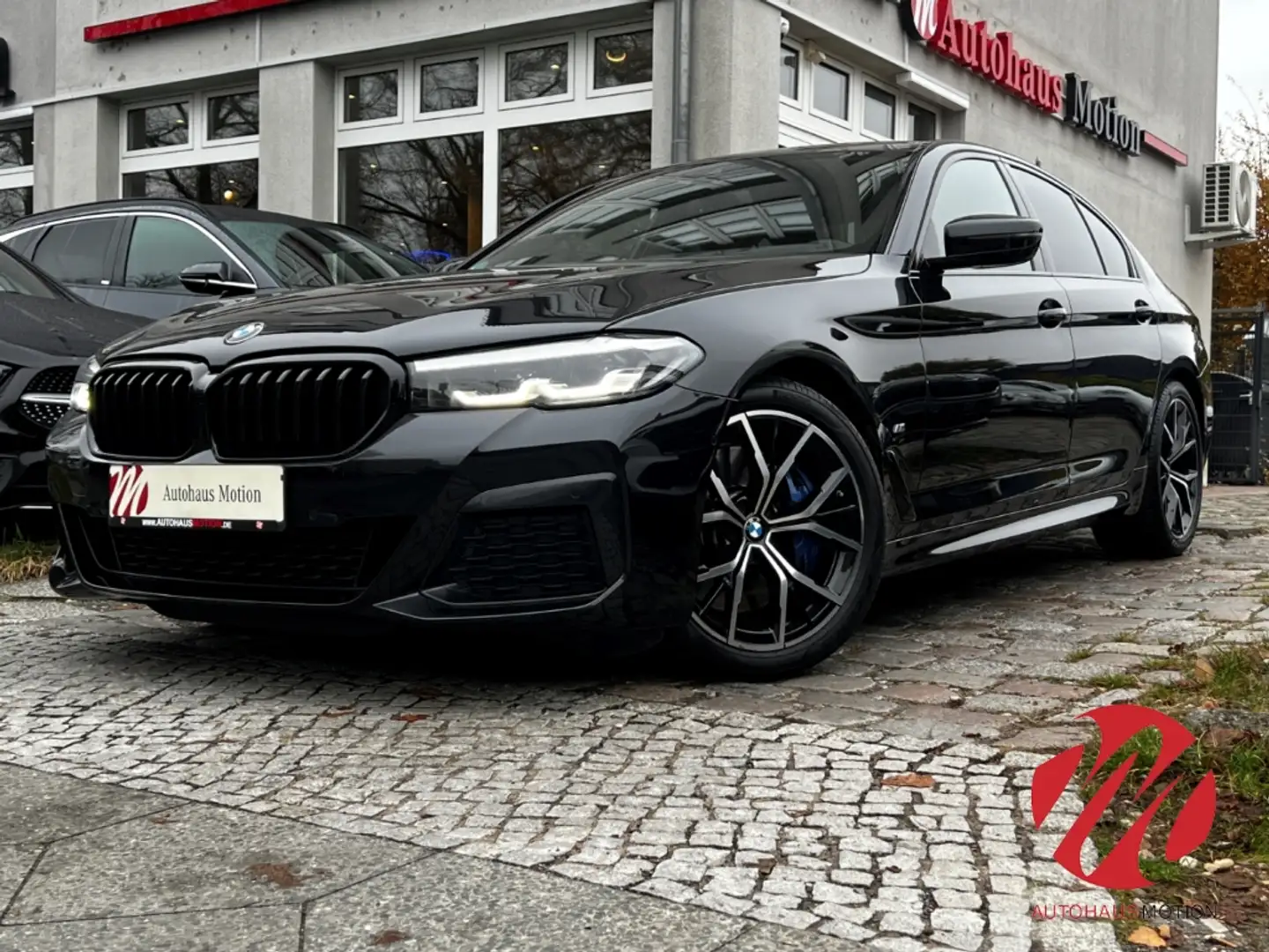 BMW 540 d xDrive M Sport LED HUD KAMERA LEDER AMBIENTE Zwart - 2