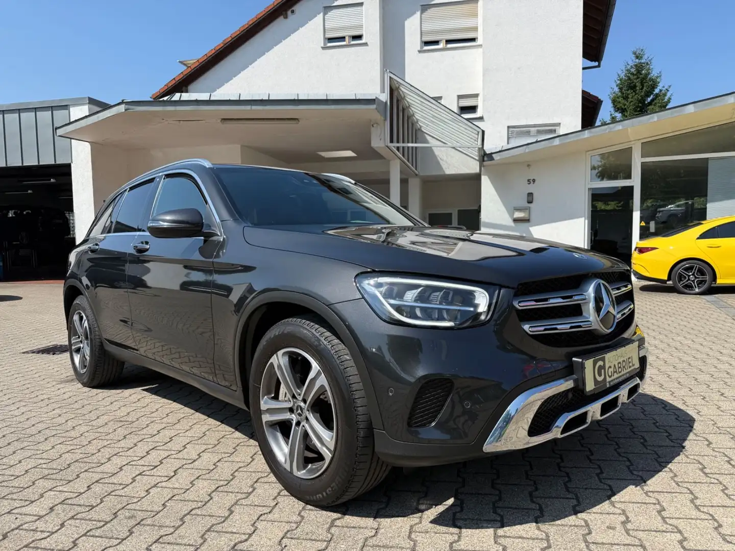 Mercedes-Benz GLC 200 d 4Matic Exclusive Widescreen Kamera LED Gris - 1