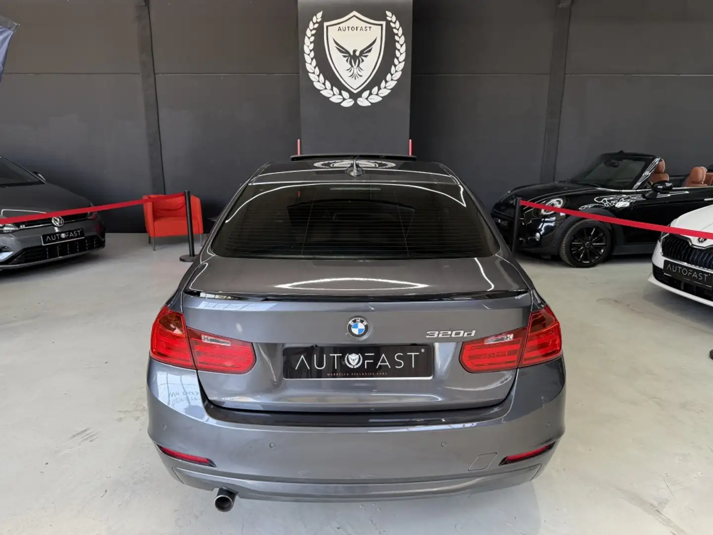 BMW 320 320d Gris - 2