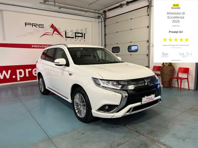 Mitsubishi Outlander Outlander III 2018 phev 2.4 Instyle 4wd