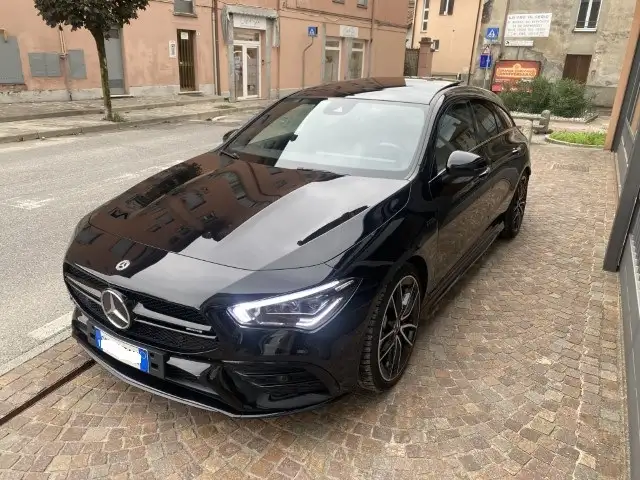 Mercedes-Benz CLA 35 AMG Shooting Brake 4Matic Premium