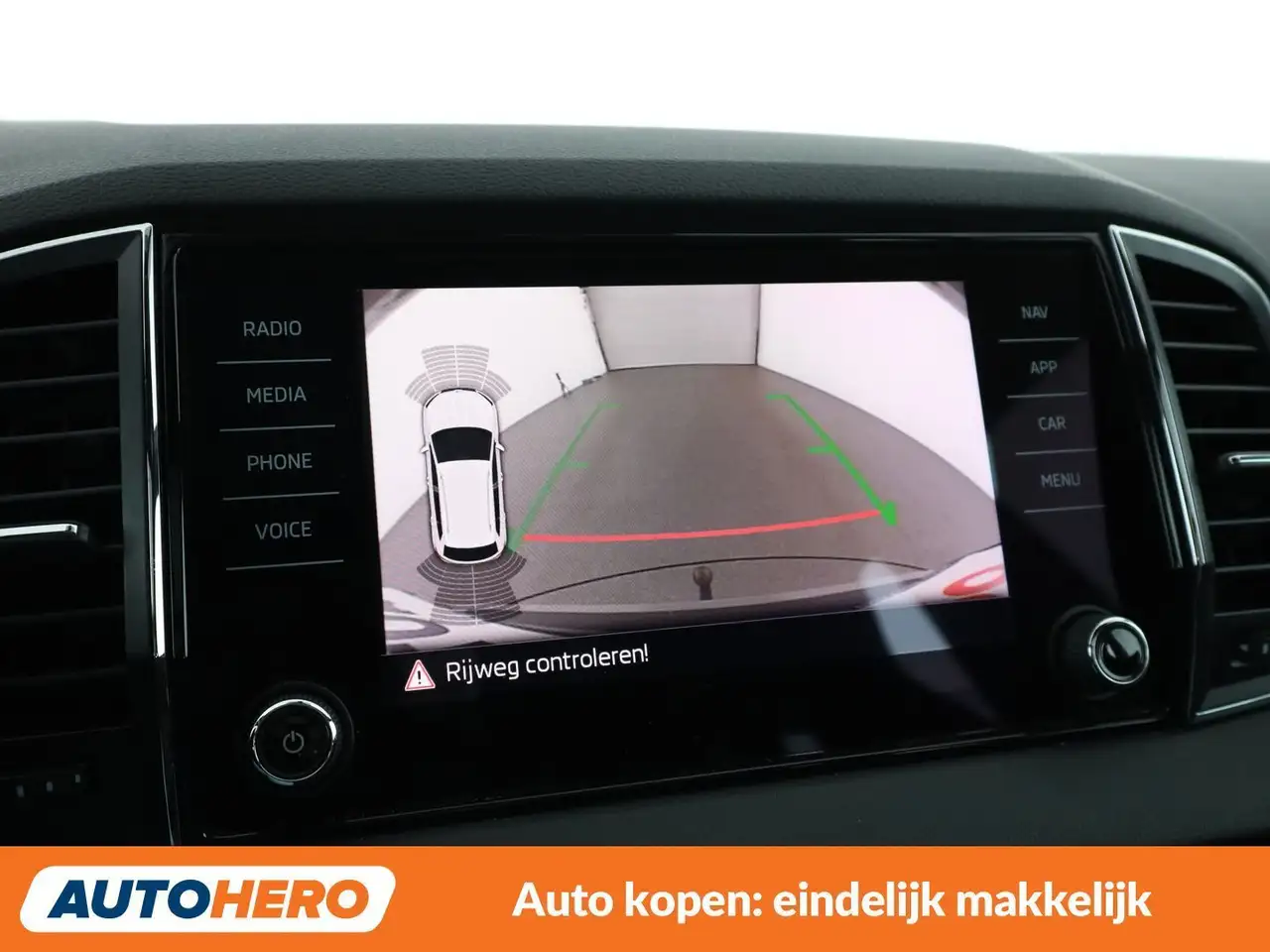 Skoda Karoq 1.5 TSI ACT SportLine, миниатюра 23