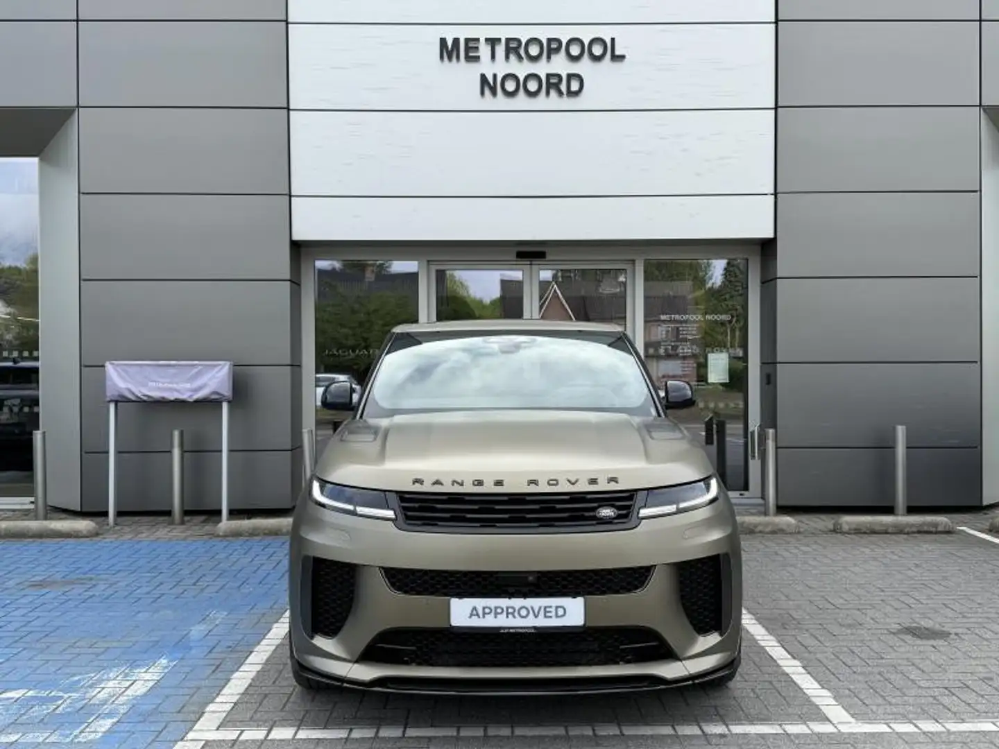 Land Rover Range Rover Sport P635 SV Edition One Carbon Brons Brun - 2