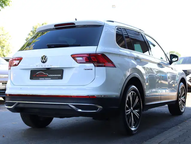 Volkswagen Tiguan view 11