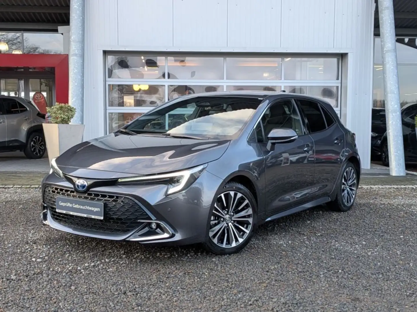 Toyota Corolla 1.8 Hybrid Team Deutschland Grau - 2