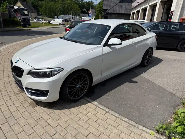 BMW 218 2 Coupe 218 i Sport Line Navi,R.Kam.,PDC,SHZ