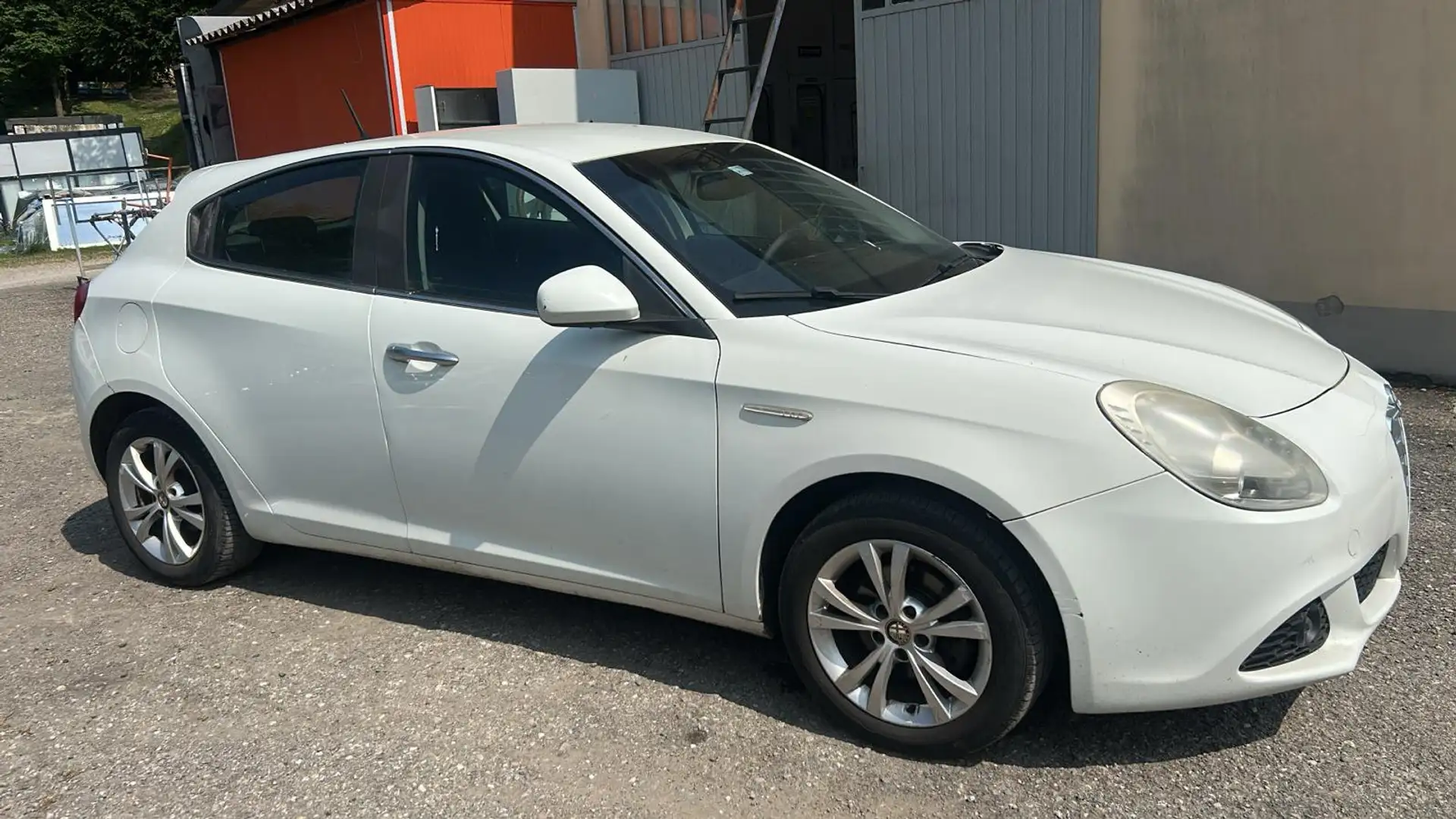 Alfa Romeo Giulietta Giulietta 1.6 JTDm-2 105 CV Distinctive Bianco - 2