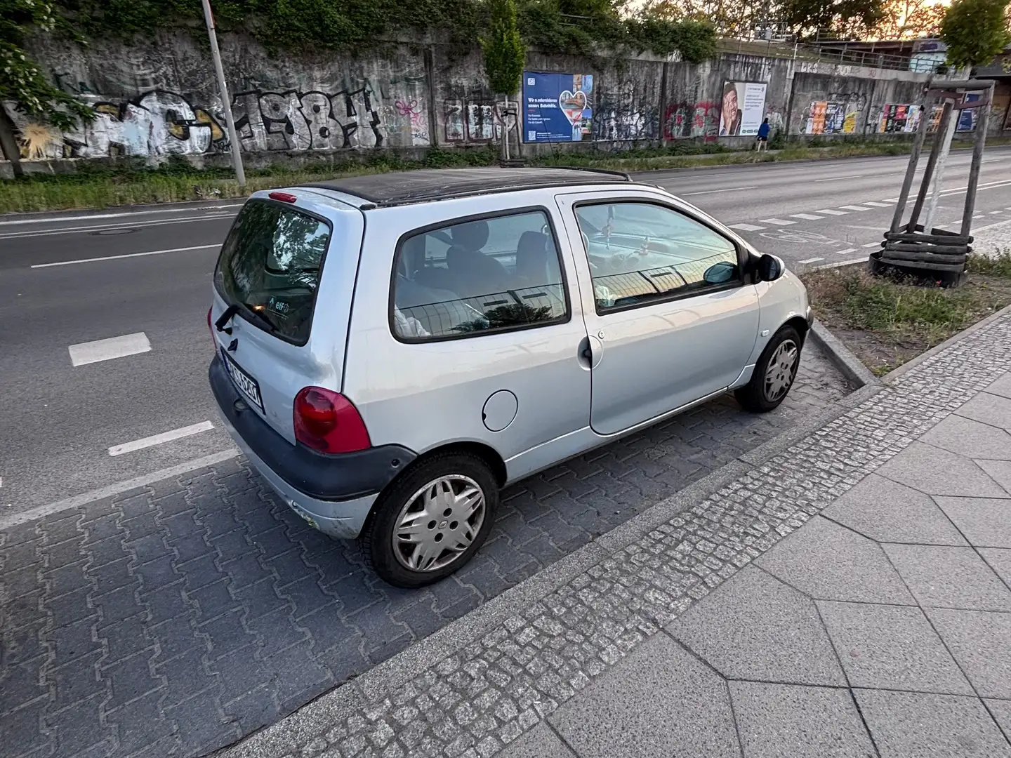 Renault Twingo Twingo 1.2 Srebrny - 1