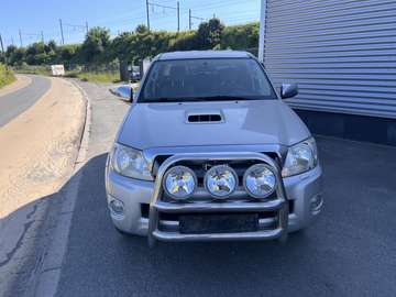 DBLE CAB D-4D 4x4 LEGENDE A