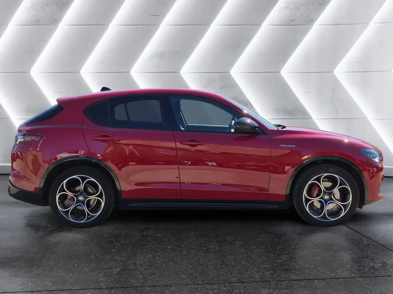 Alfa Romeo Stelvio 2024