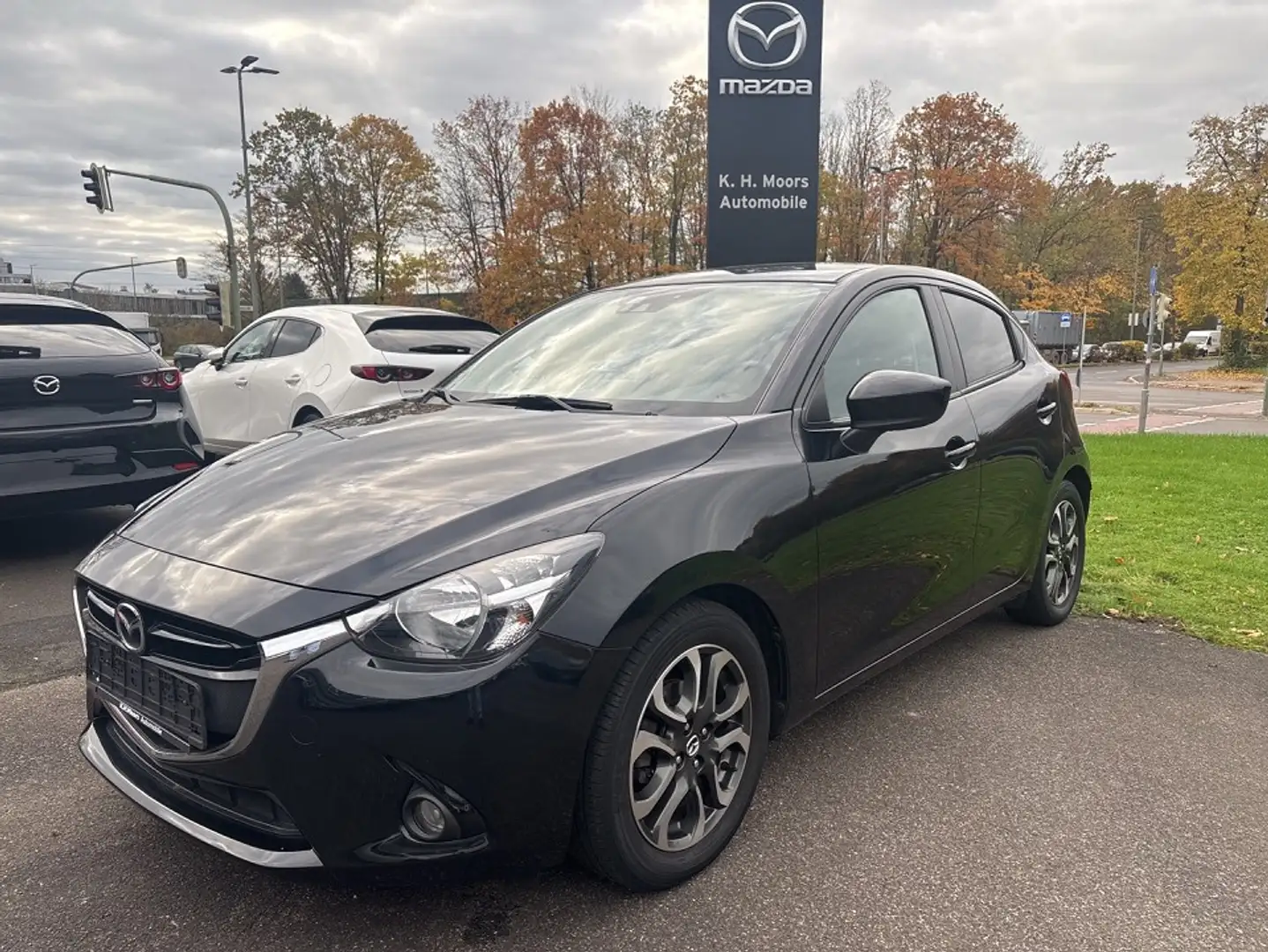 Mazda 2 Sports-Line SKYACTIV-G 90 *Navi* Zwart - 1