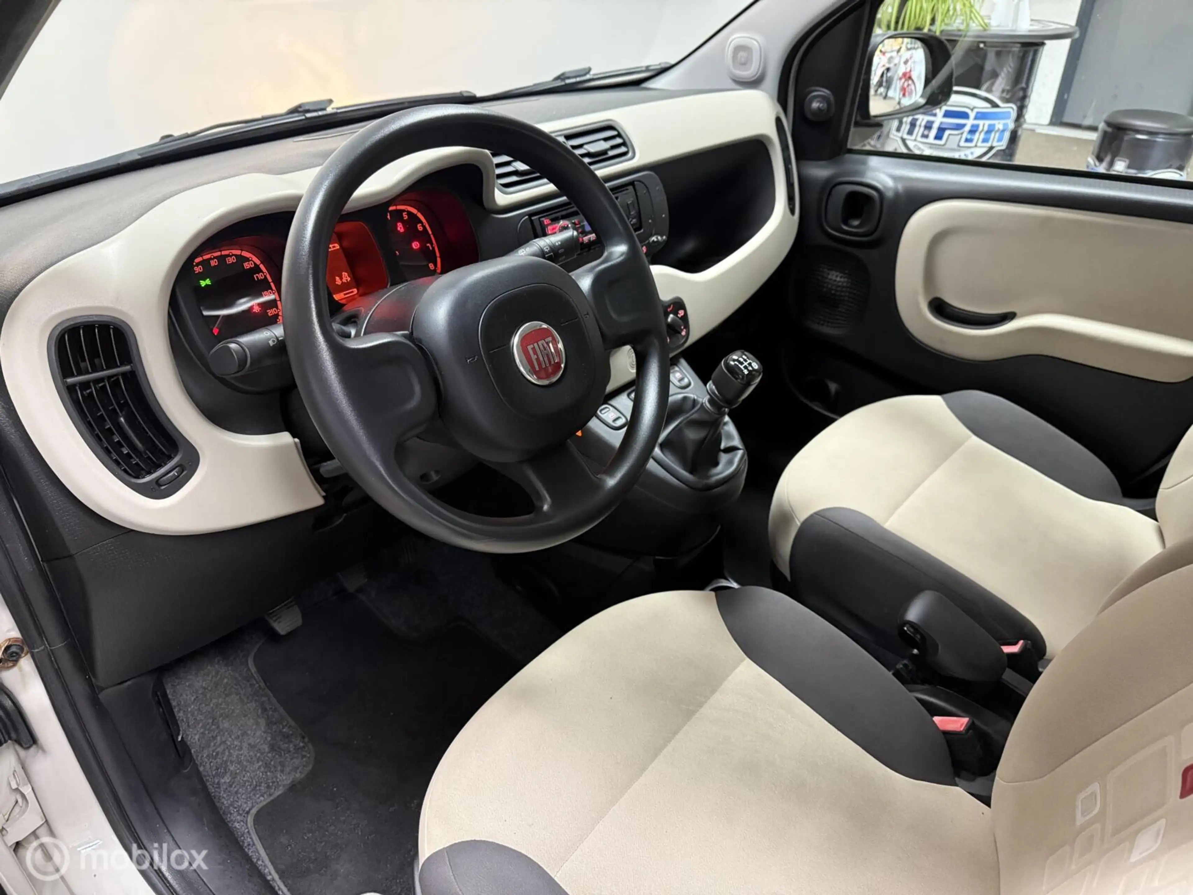 Fiat Panda TwinAir Lounge, Incl nieuwe Apk en Grote beurt — photo 7