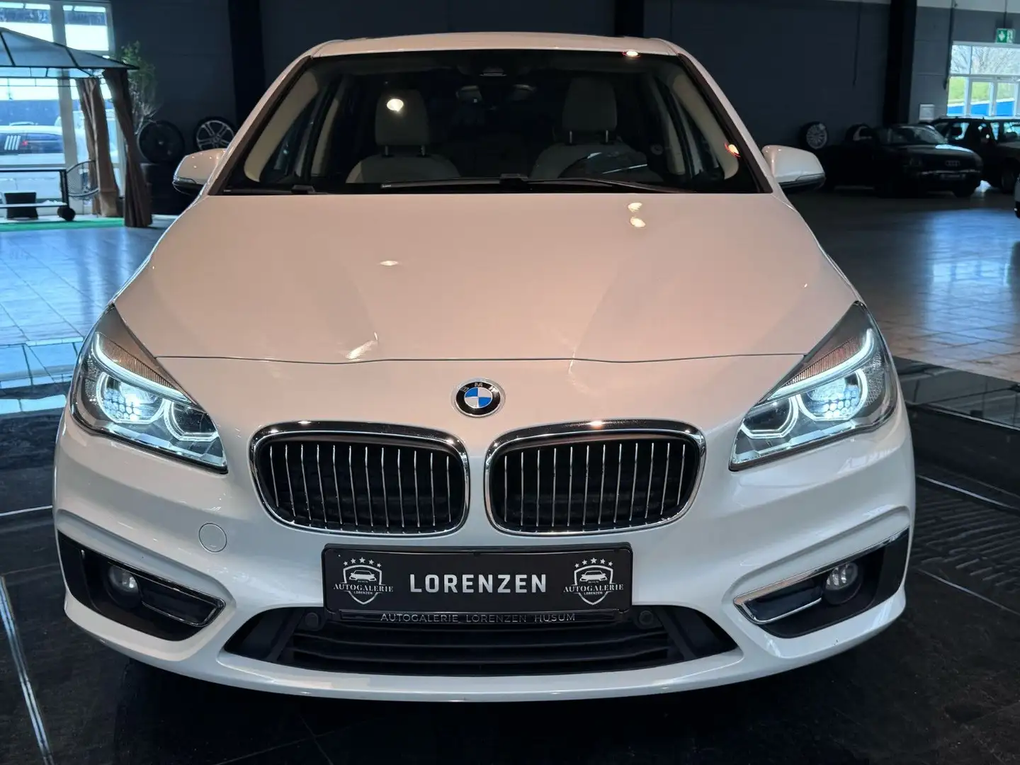 BMW 225 225xe Luxury Line HUD LED Kamera Pano Leder 2.Ha Weiß - 2