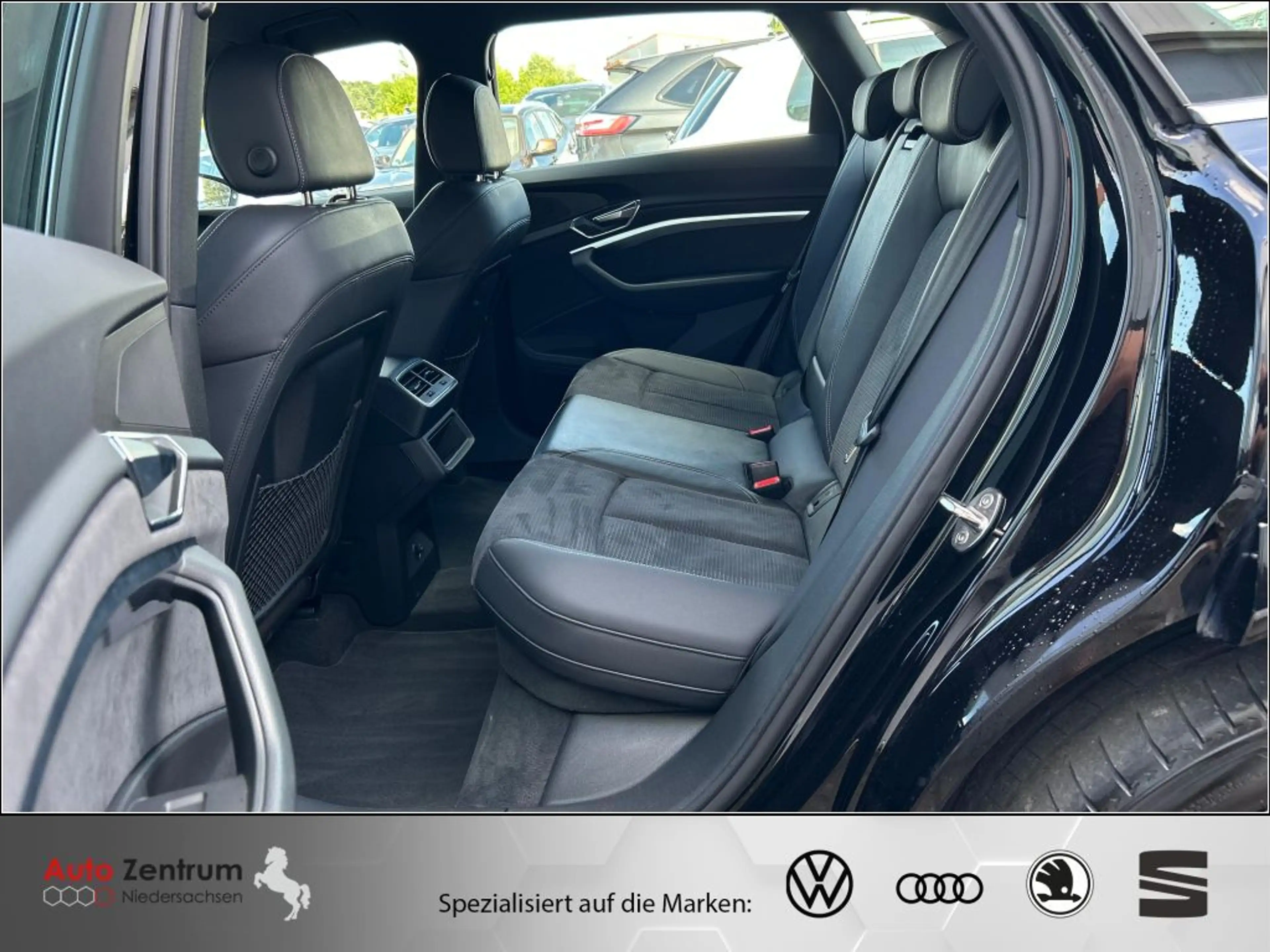 Audi e-tron S quattro 370 Kw AZN-Haus-Förderung* StandHz Luftf — photo 14