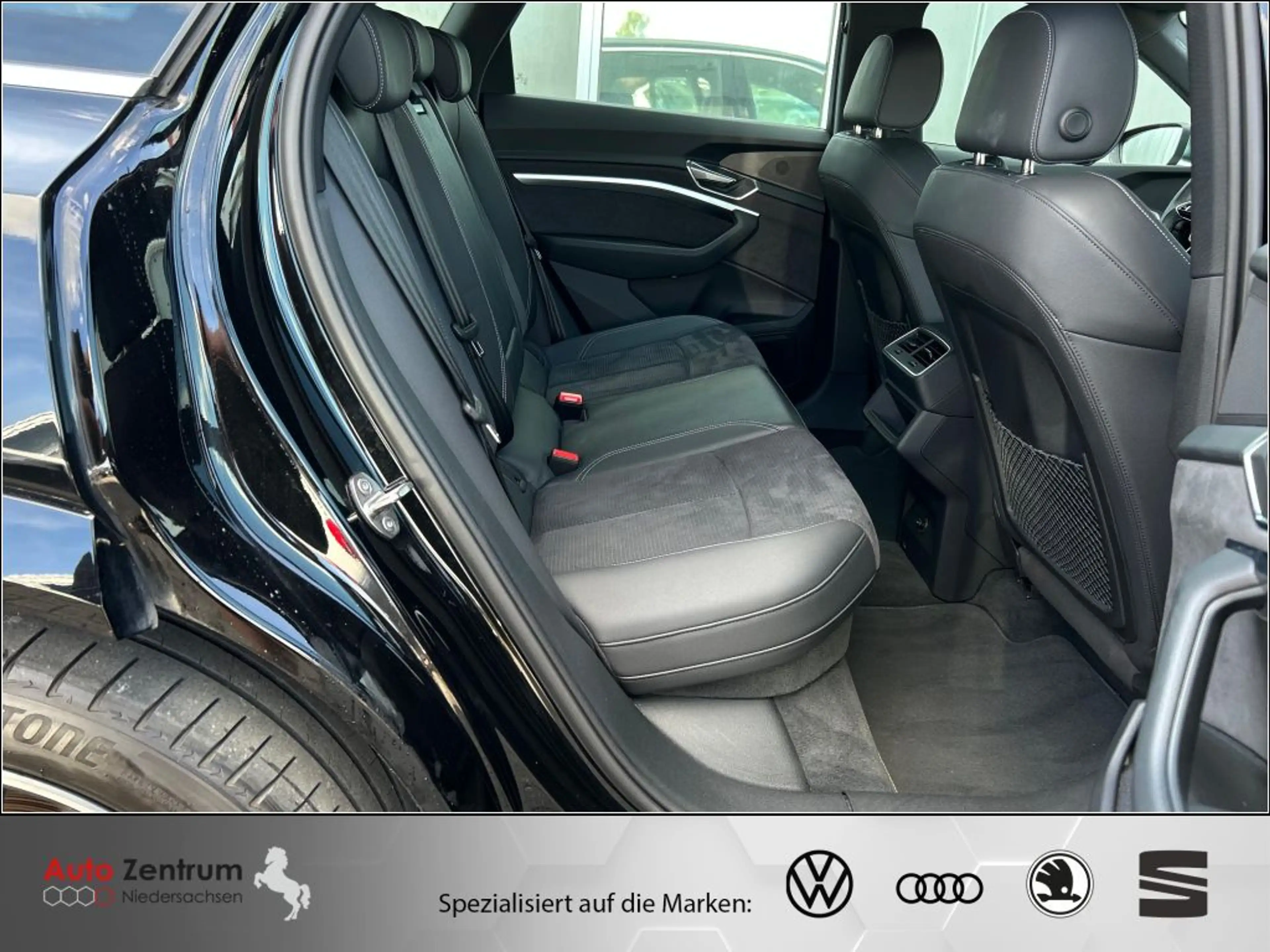 Audi e-tron S quattro 370 Kw AZN-Haus-Förderung* StandHz Luftf — photo 15