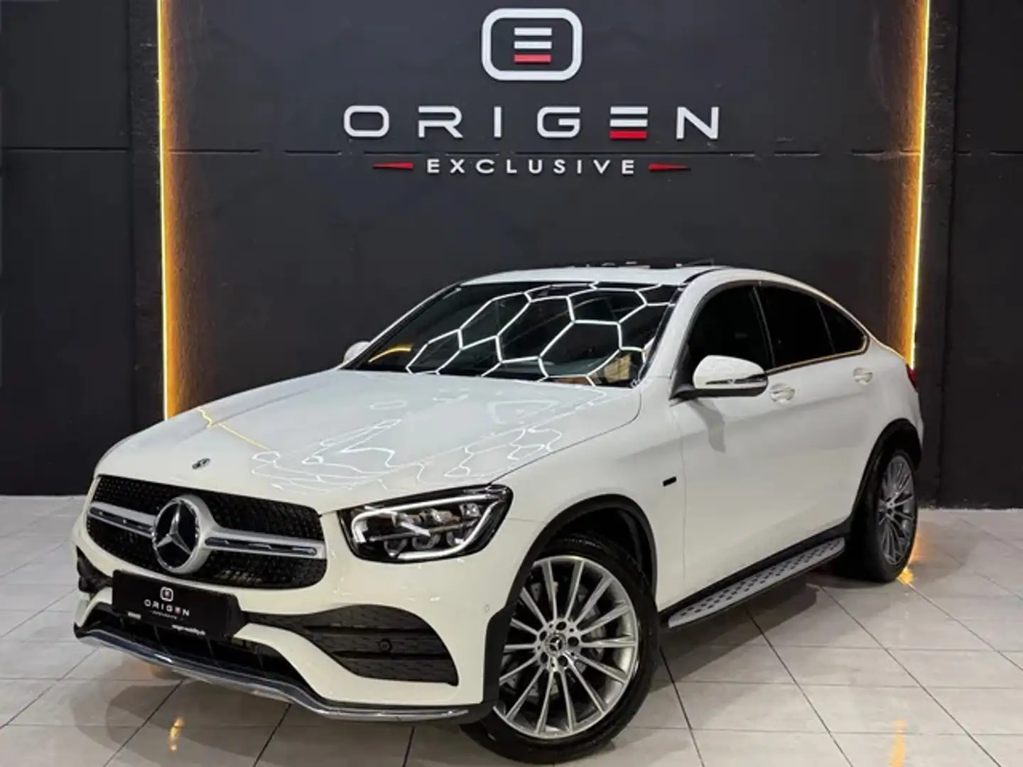 Mercedes-Benz GLC 300 Coupé 300e 4Matic Blanco - 1
